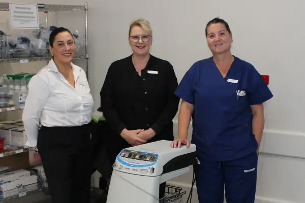 Bayside Health’s Volunteer and Fundraising Manager Kerry Redmond, Theatre Nurse Unit Manager Wendy James and Associate Nurse Unit Manager Stephanie Dunn with the diathermy unit to support the treatment of endometriosis.