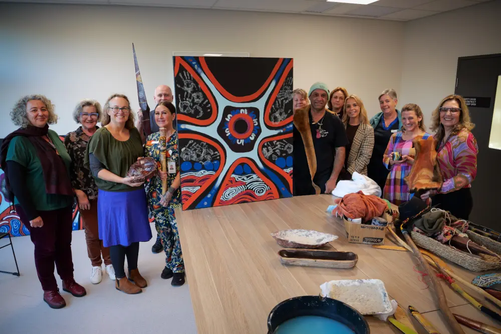 2026_07_09_MR_Healthcare_staff_create_art_on_their_journey_to_reconciliation_E.jpg